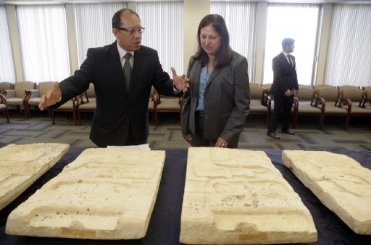 U.S. to return Mayan artifacts to Guatemala