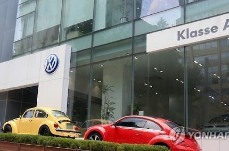 Imports of German cars drop on Volkswagen scandal