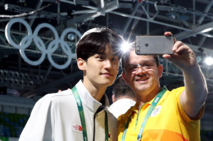 London taekwondo silver medalist to pursue gold in Rio