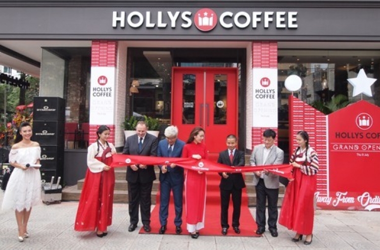 Hollys Coffee to short-list bidders for October final bid