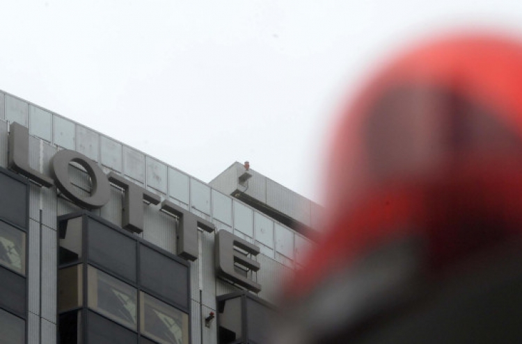 Lotte expresses shock and sorrow over vice chairman’s death