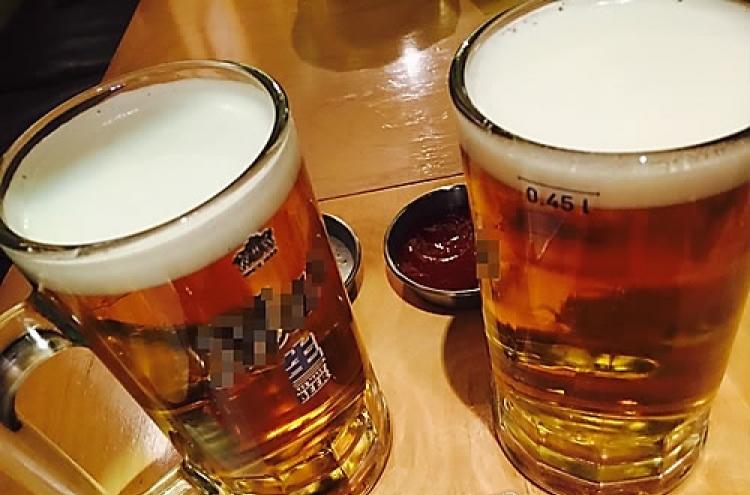 Koreans drink less hard liquor, more soft alcohol: data