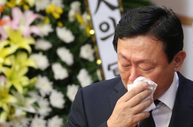 Lee’s death will not affect Lotte probe: prosecution