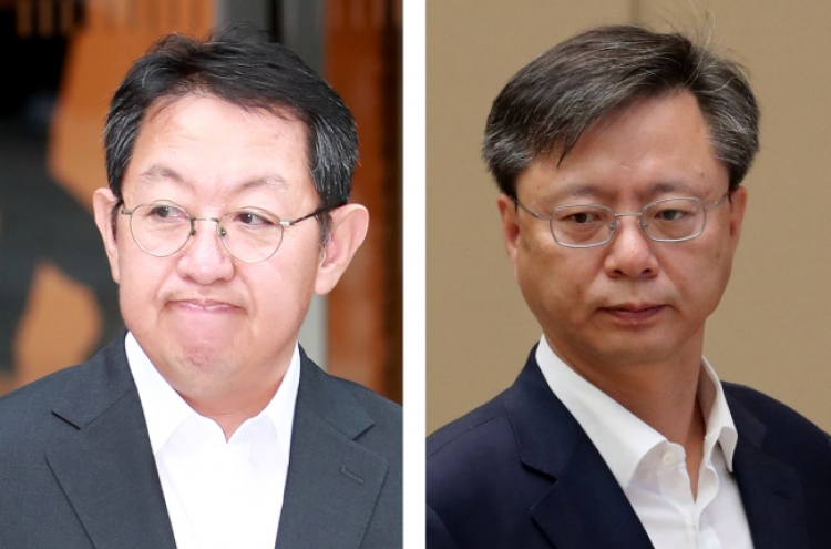 Cheong Wa Dae says aide Woo will stay in post