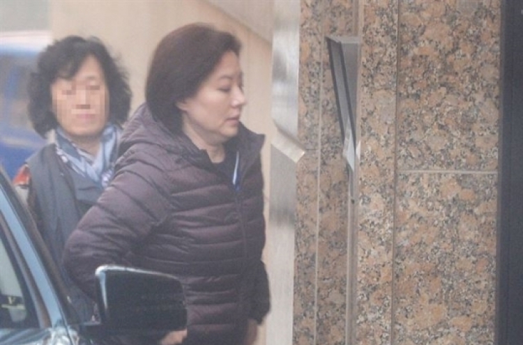 Prosecution seeks to forcibly summon Lotte founder’s wife