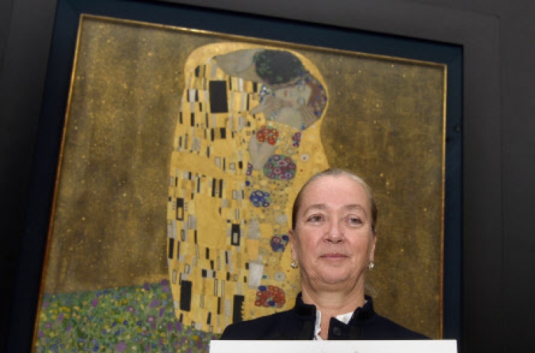 Klimt's 'Kiss,' made with 3-D printer, to touch and feel