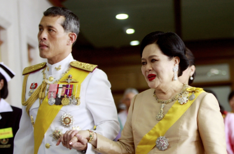 [Newsmaker] King's death puts Thai royals in spotlight