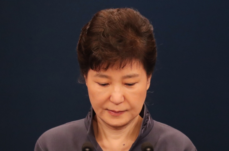 [Newsmaker] Time is against embattled President Park