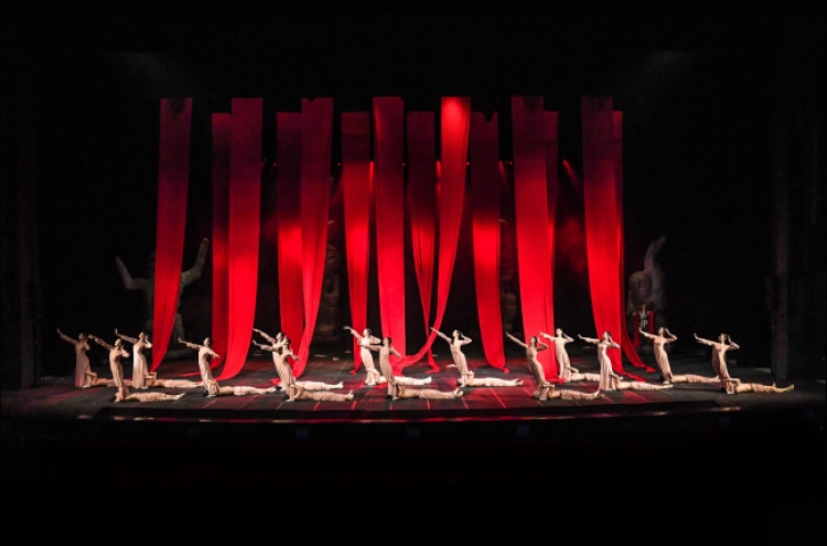 [Herald Review] Contemporary ballet meets Korean folklore in ‘Sin-si’