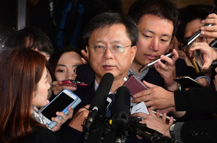 Park's former legal aide questioned over corruption allegations