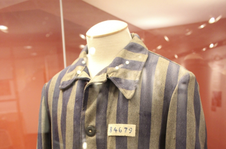Holocaust jacket found at tag sale leads to a life story