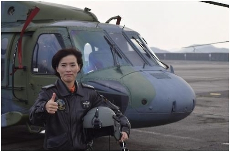 Army appoints first female helicopter pilot instructor