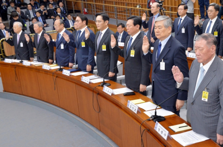 Chaebol chiefs deny bribery, say arms twisted
