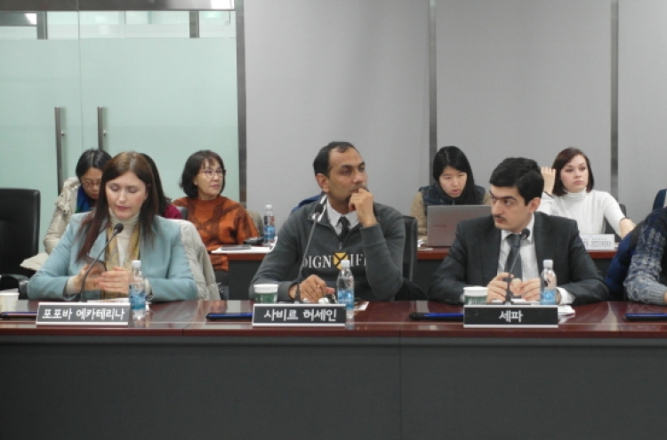 Expat council gathers to advise Seoul