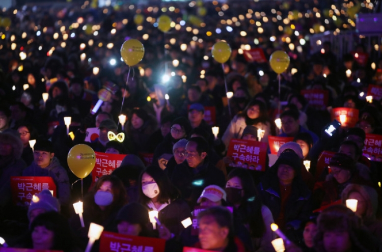 Koreans hold massive anti-Park rally for 8th weekend