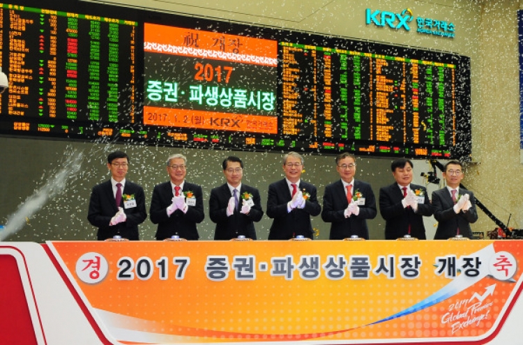 Korean stock market looks steadfast on first day