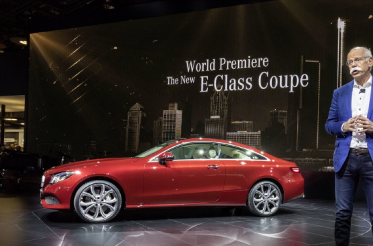 Mercedes-Benz premieres new E-Class Coupe at Detroit show