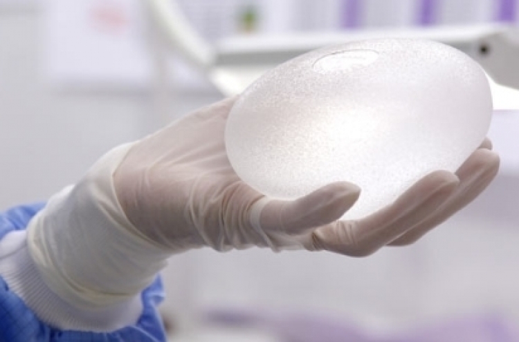 Safety of breast implants under review after silicone gel found in breast milk