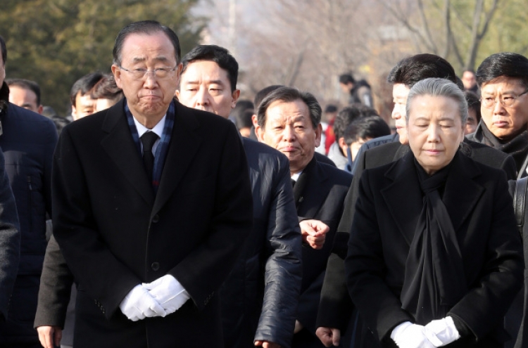 Former UN chief visits hometown of late liberal leader