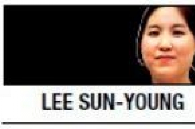 [Lee Sun-young] Bungled fight against corruption