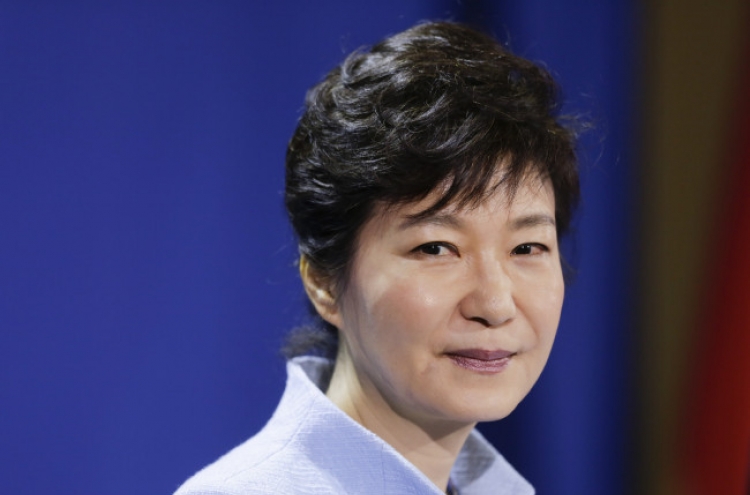 Park rejects face-to-face questioning scheduled for Thursday