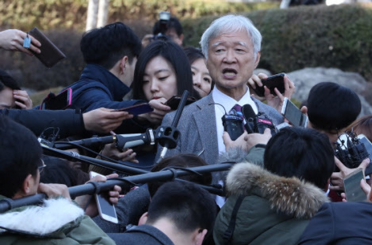 Lawyer protests after Park ousted by court