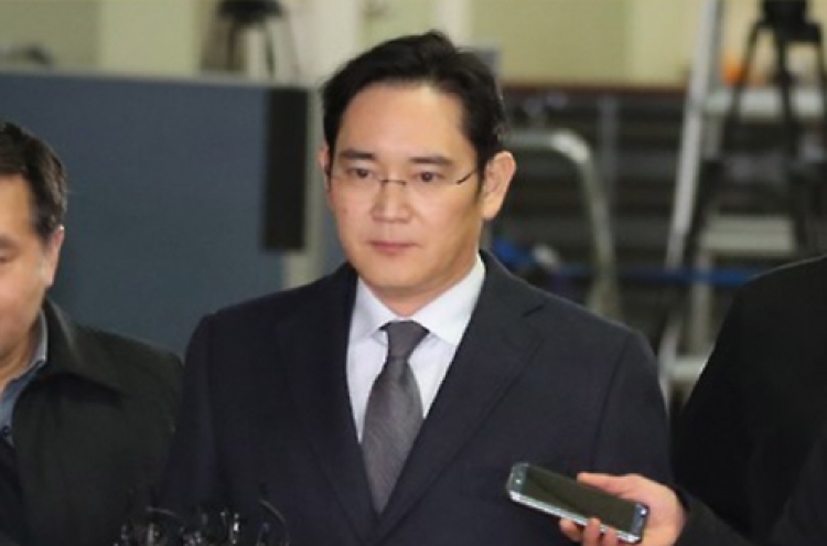 Samsung seen embracing change in absence of Lee, control tower