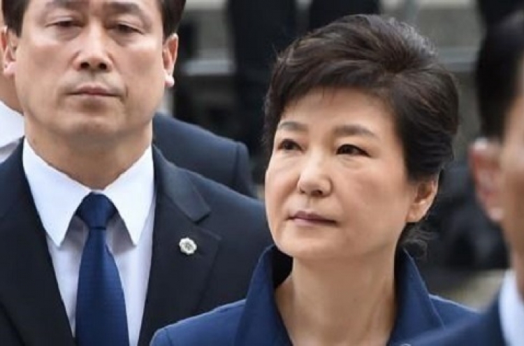 Park Geun-hye expected to take stand in trial of Lee Jae-yong