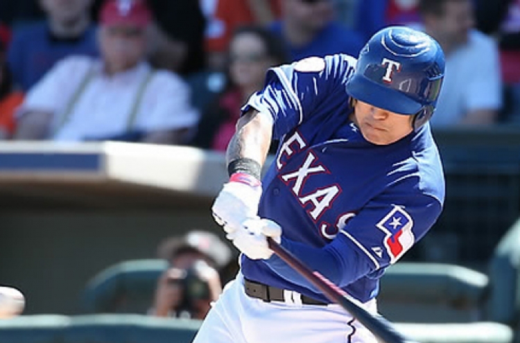 Rangers' Choo Shin-soo goes deep, extends on-base streak