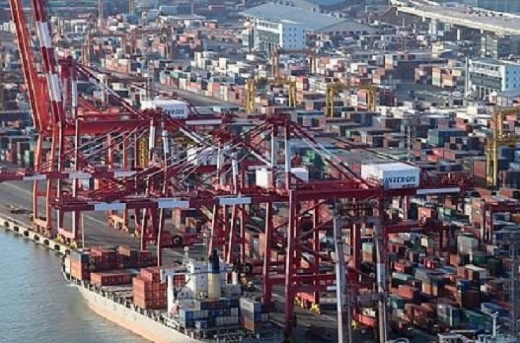 Korea's trade surplus with US drops for 13th straight month