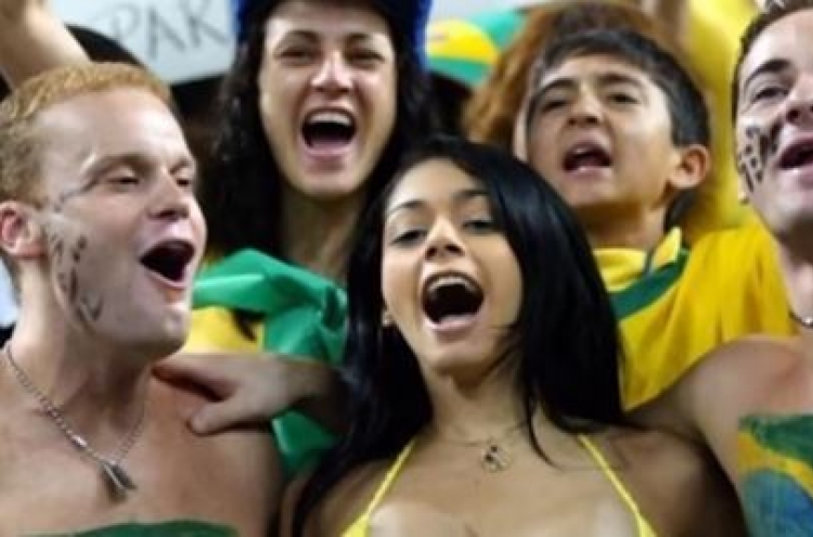 브라질, 모르는 사람에게 키스 ‘컬쳐쇼크’