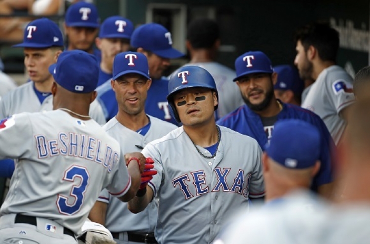 Choo reaches base 4 times, Rangers still fall to Orioles