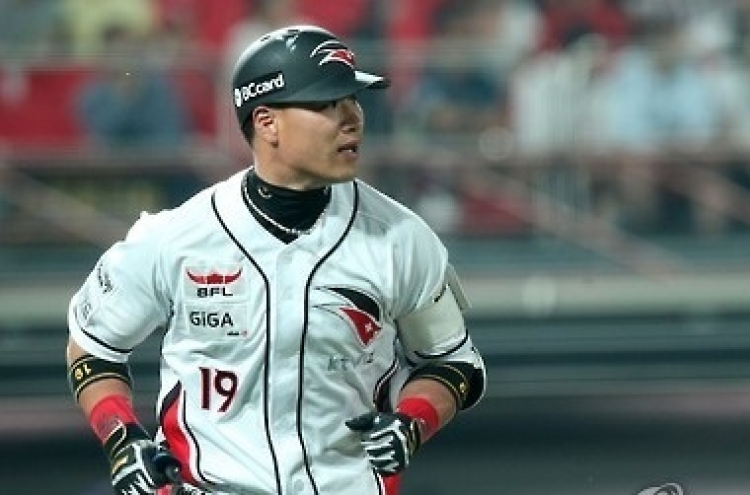Ex-KBO MVP clears waivers, ineligible for 2017