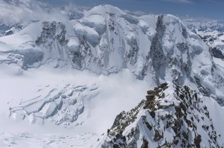 One Korean man missing, another rescued on Mont Blanc