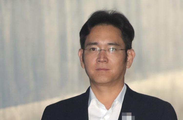 Samsung heir denies knowledge of controversial merger