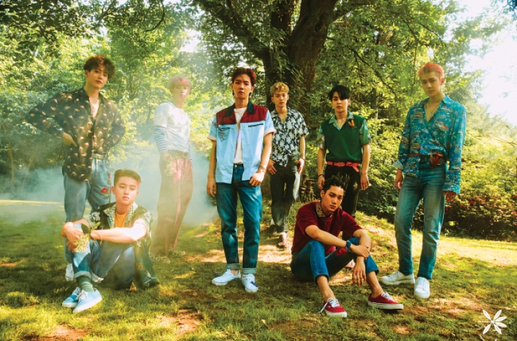 [K-Talk] EXO ‘The War’ stays atop Billboard world albums chart