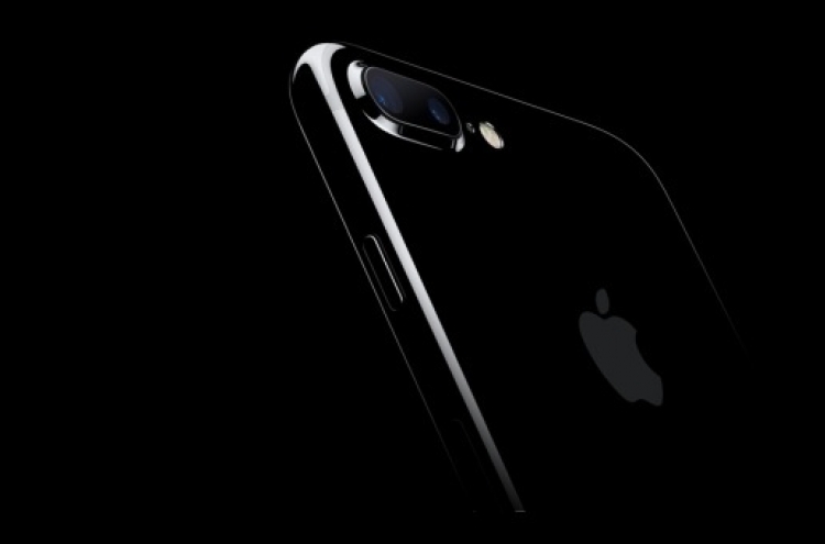 애플, OLED아이폰 출시 11월로 연기…LCD모델은 9월 출시 유력