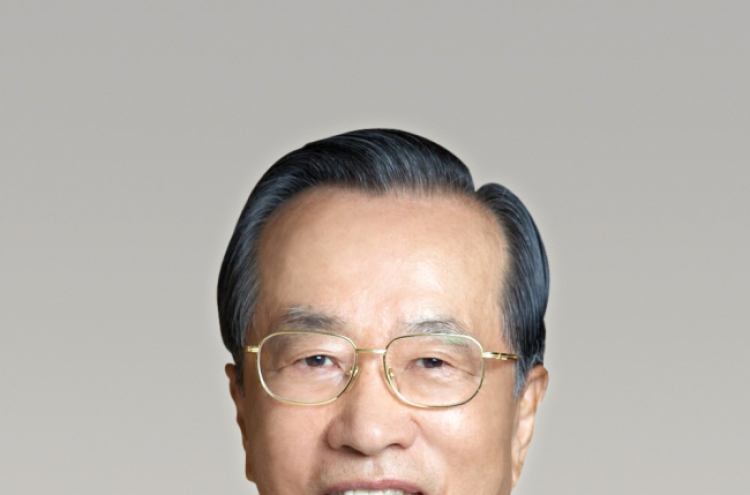 Dongwon Group chairman receives honorary degree from GIST