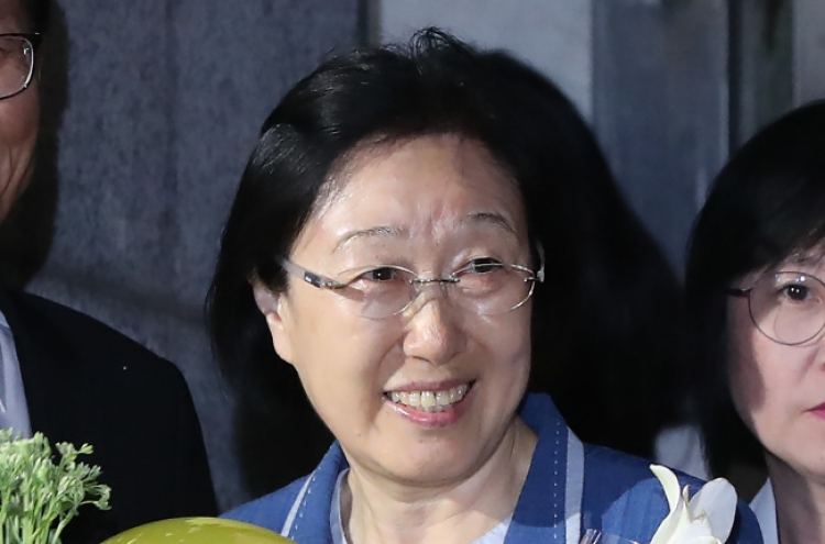[Newsmaker] Former PM Han released after 2-year sentence