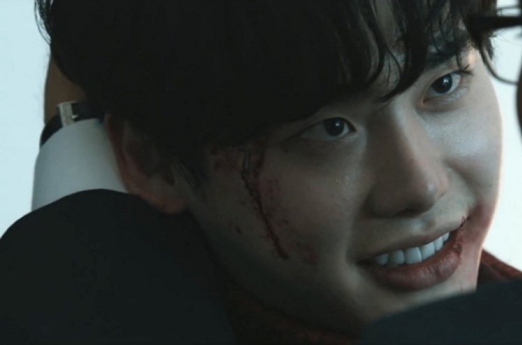 Heartthrob actors Lee Jong-suk, Song Seung-heon take on villain roles