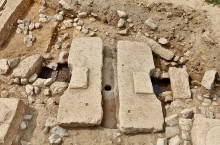 1,000-year-old flushing toilet found in Silla remains