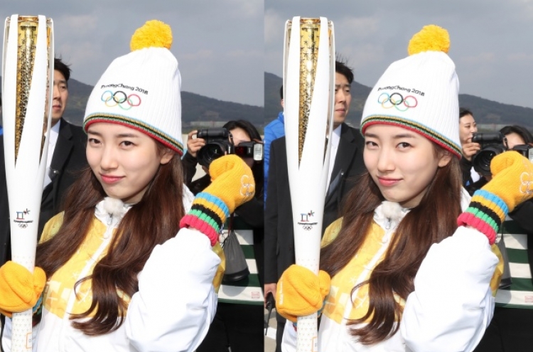 [PyeongChang 2018] Suzy bears Olympic Torch