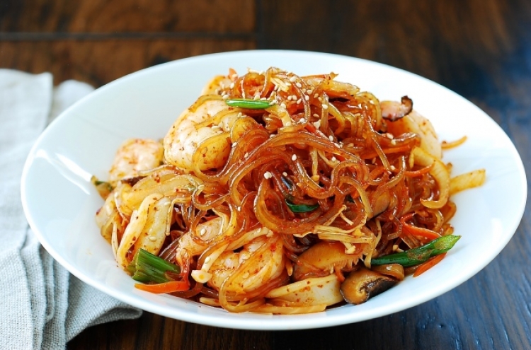 [Korean Bapsang] Spicy japchae with seafood