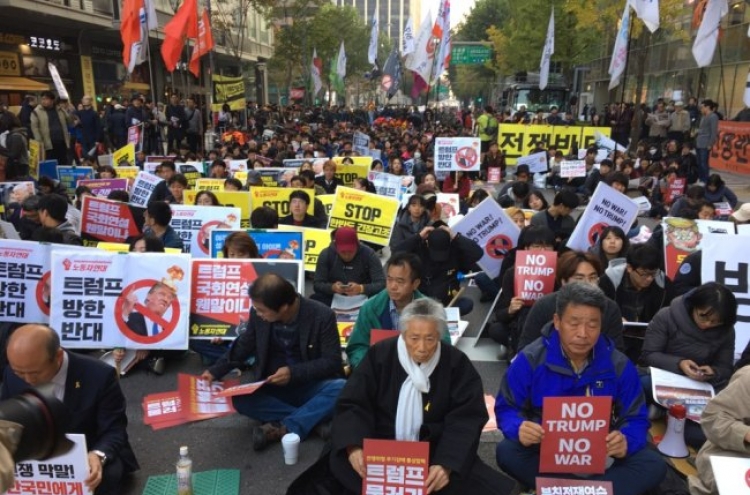 Rallies held to welcome, oppose Trump's visit to Seoul