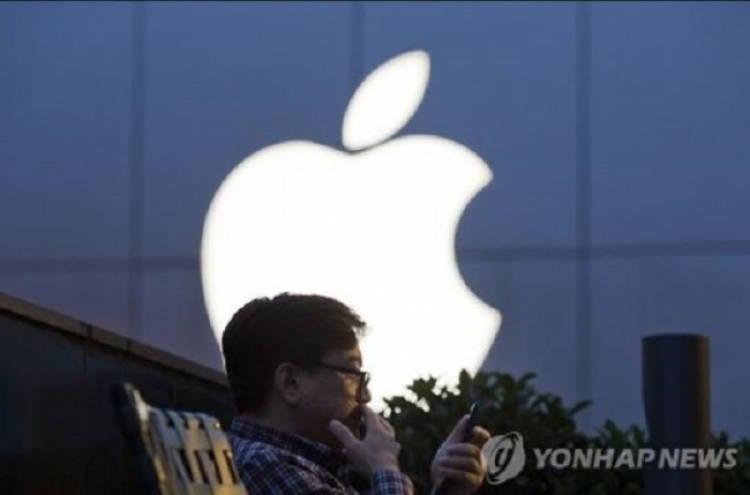 Apple tops US smartphone market in Q3