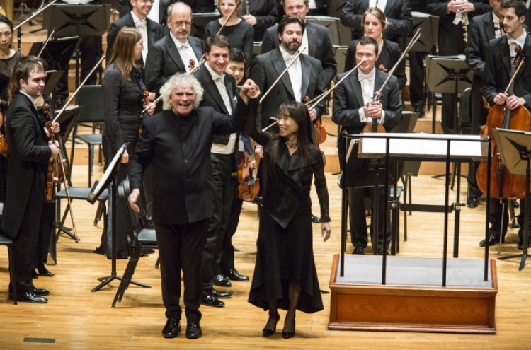Simon Rattle’s Berlin Philharmonic bids smashing adieu to Seoul