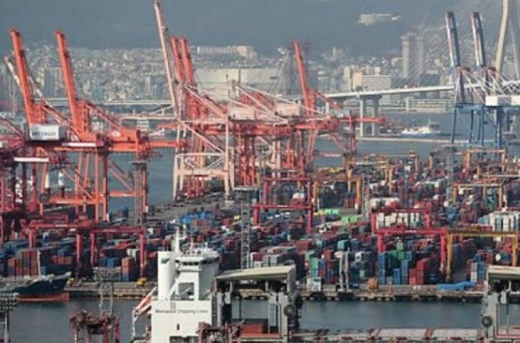 Strong exports boost optimism on economic growth for 2017