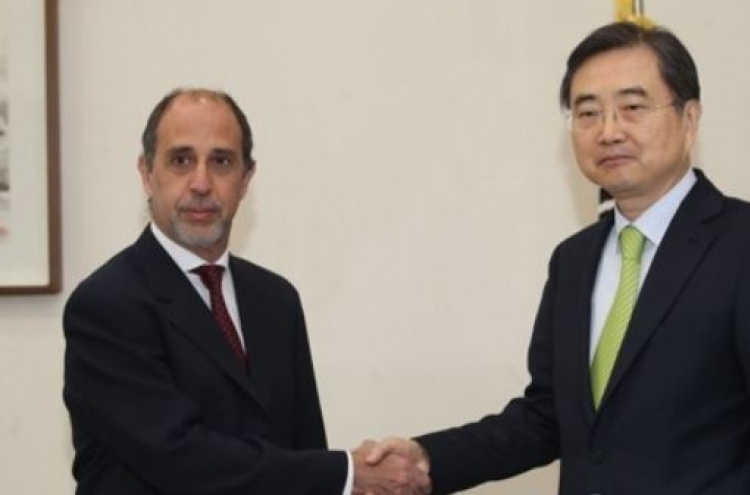 S. Korean senior diplomat, UN special rapporteur discuss NK human rights