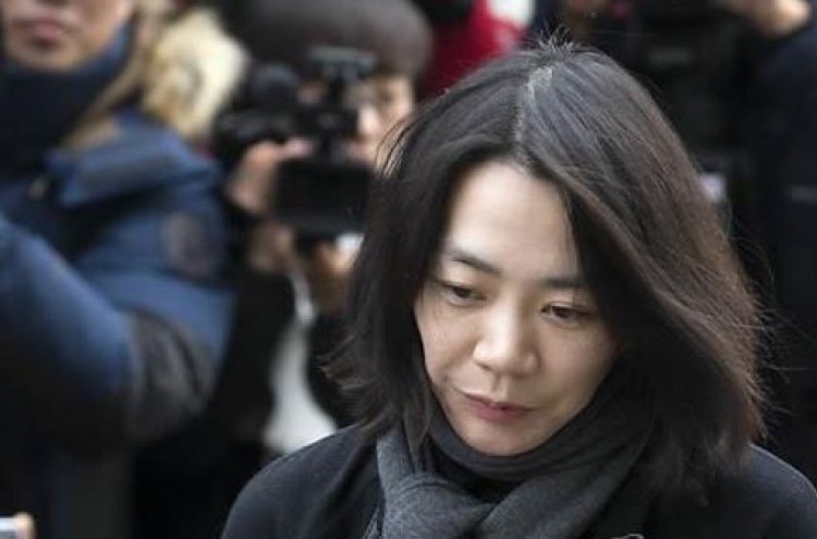 Suspended term upheld for ex-Korean Air executive in ‘nut rage’ case