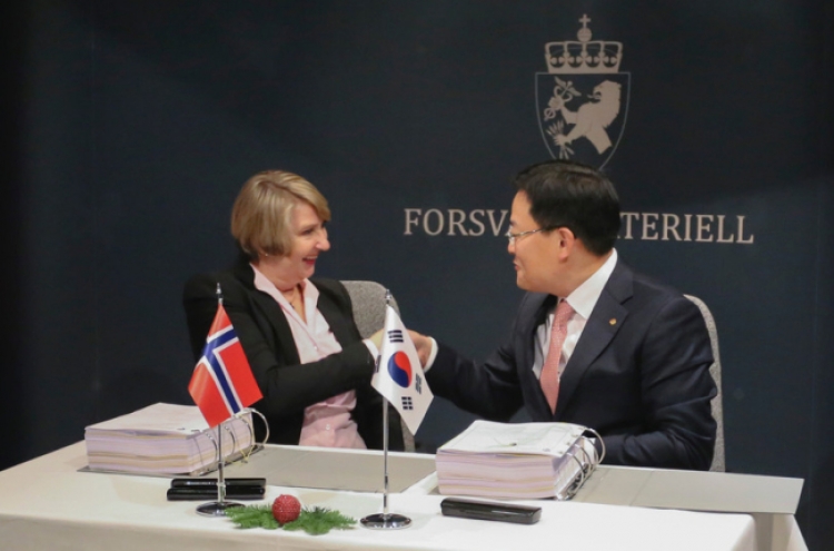 Hanwha signs $226m artillery supply contract with Norway
